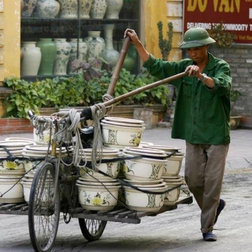 Day 4: The potters' village of Bat Trang.