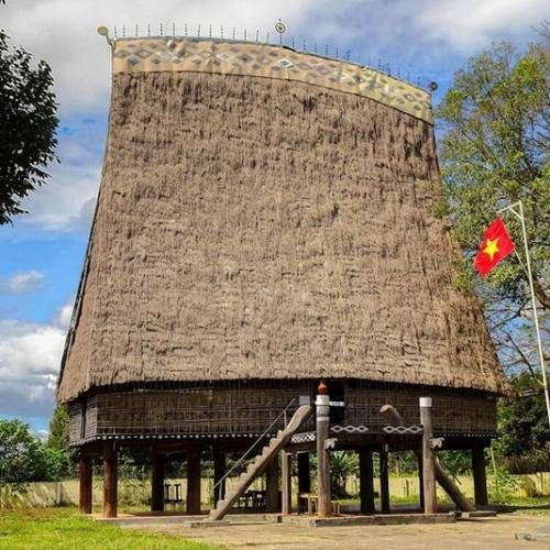 "Nha rong", the striking ethnic village hall in Kon Tum.