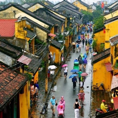 Day 9: Walking tour in Hoi An.